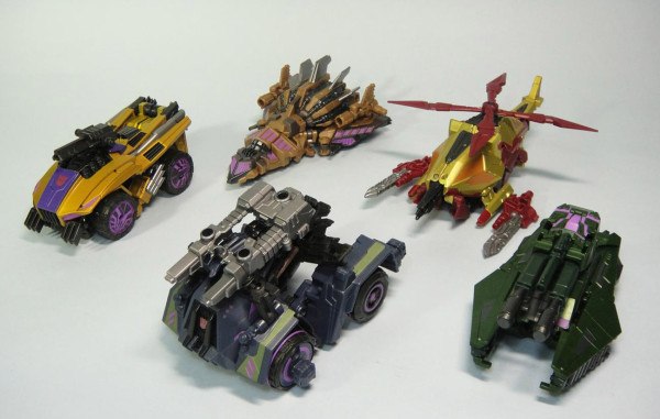 Takara Tomy Edition Generations Fall Of Cybertron Combaticons Images Show Game Colors Figures Image  (2 of 5)